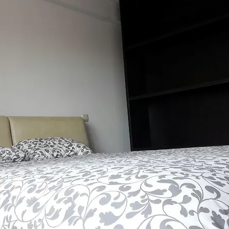 Spacious In Estoril 아우카비데시
